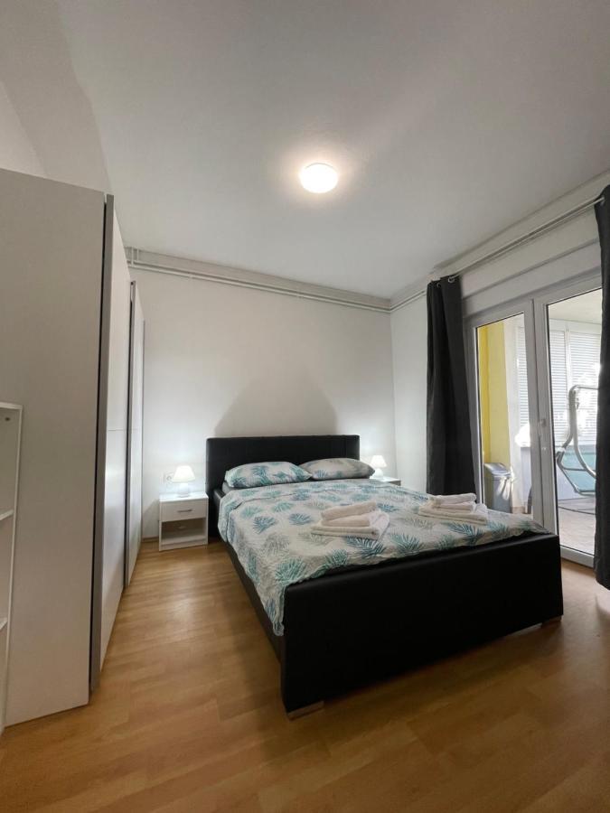 Apartment Holiday Задар Екстериор снимка
